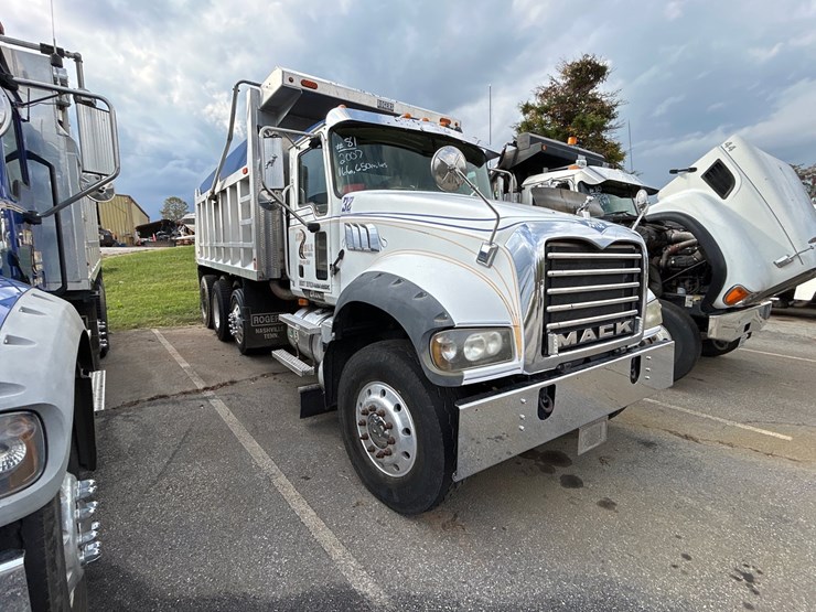 #81-•-2007-mack-ctp713-truck-image-4