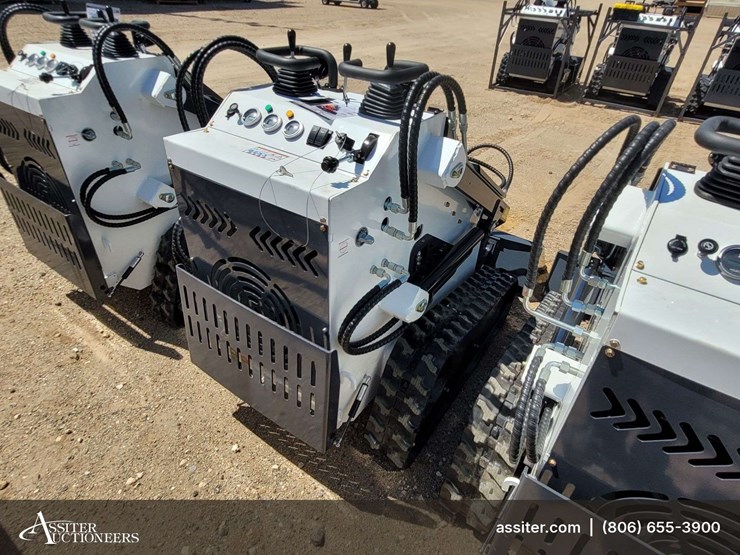 2026-zjz-380-mini-skid-steer-loader-image-4