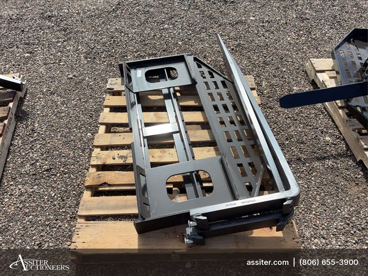 future-ft-dhc-skid-steer-forks-image-4