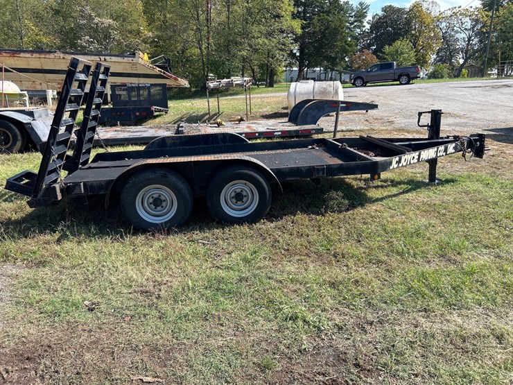 #65-•-tandem-axle-utility-trailer-image-6