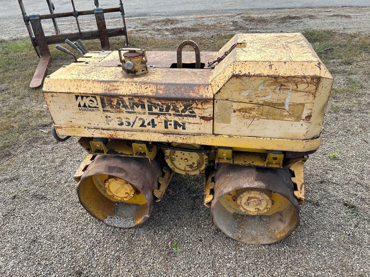 #49-•-rammax-trench-roller-image-4