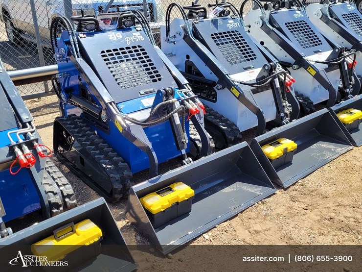 2026-zjz-380-mini-skid-steer-loader-image-3