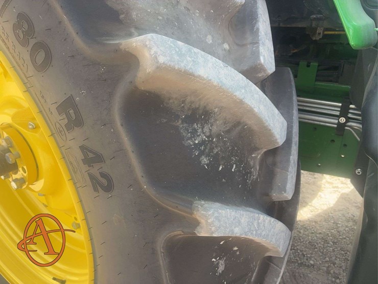 2022-john-deere-r-image-54