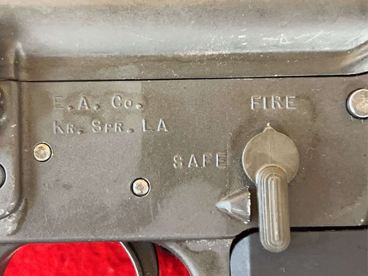 e.a.-model-j-15-ar-15-.223-semiauto-rifle-image-15