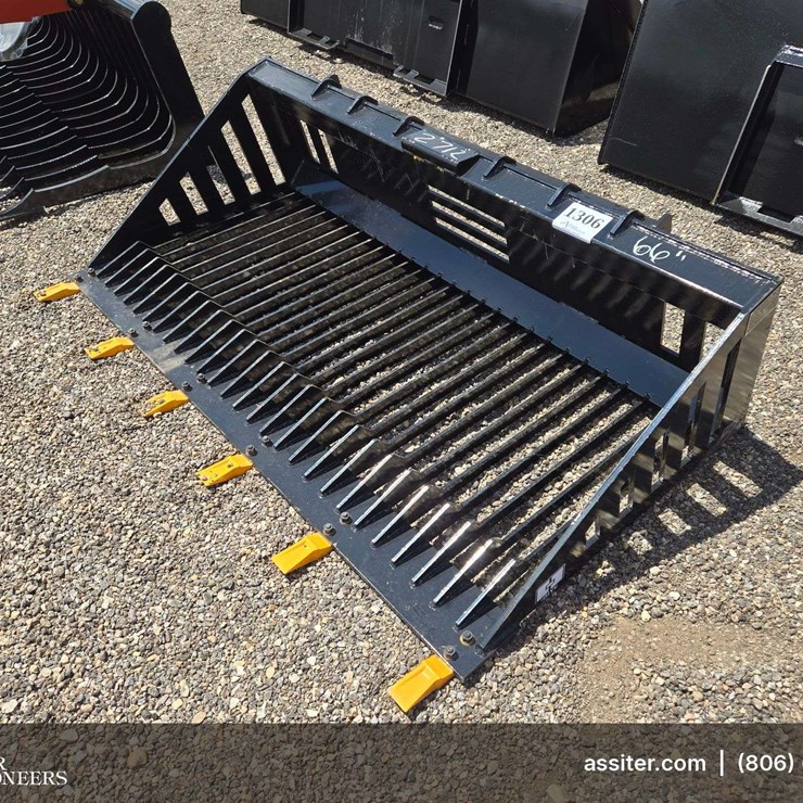 GIYI Skid Steer (66") Rock Bucket