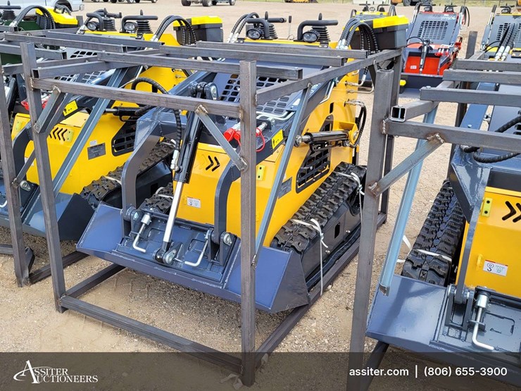 2026-zjz-380-mini-skid-steer-loader-image-1