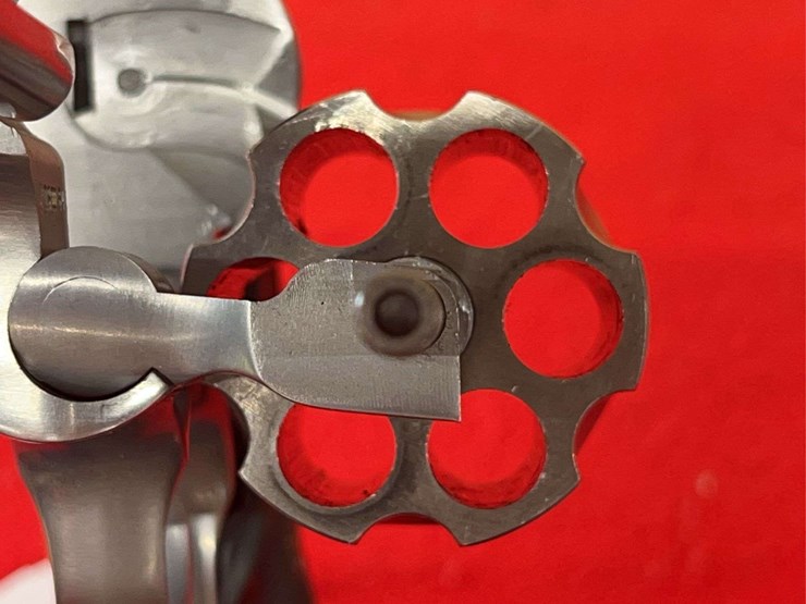 s&w-model-629-.44-magnum-da-revolver-image-11