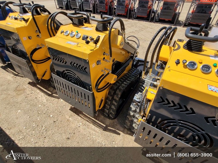 2026-zjz-380-mini-skid-steer-loader-image-4
