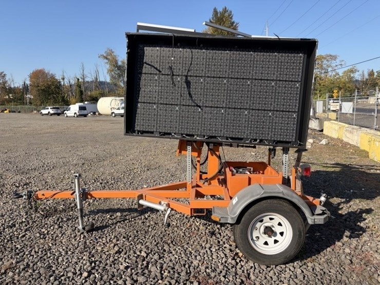 2020-ver-mac-towable-sign-board-image-7