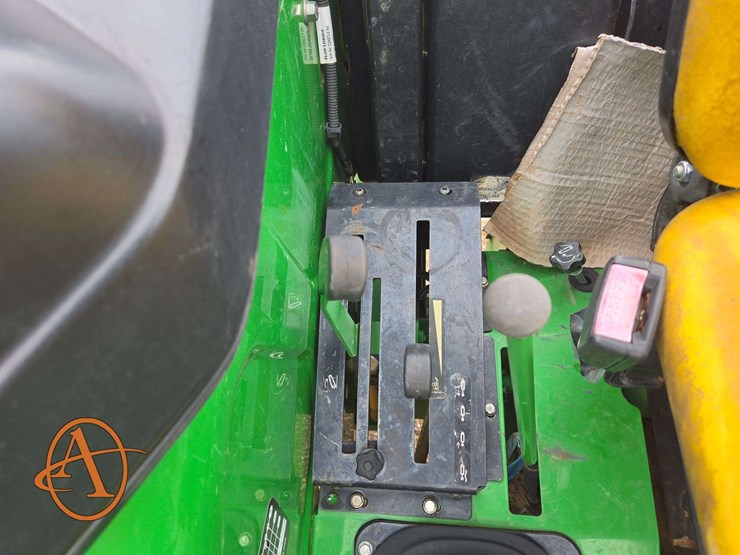 john-deere-5045e-image-10