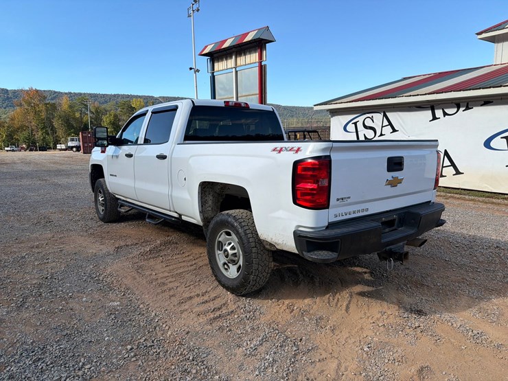 #4106-•-2016-chevrolet-2500hd-truck-image-2