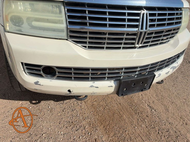 2008-lincoln-navigator-l-image-8
