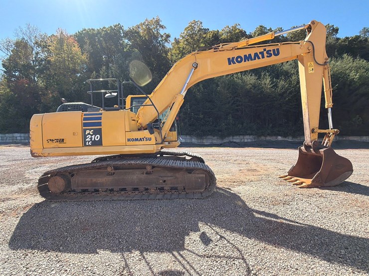 #4090-•-2014-komatsu-pc210lc-10-excavator-image-6