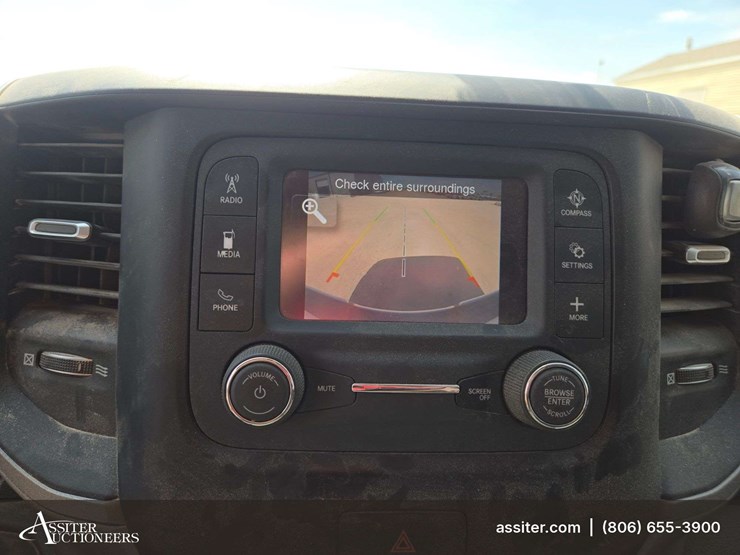 2020-ram-2500-tradesman-image-13