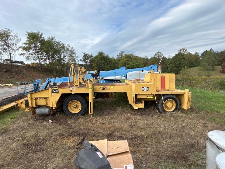 #53-•-blaw-knox-road-widener-with-brush-attachment-image-3