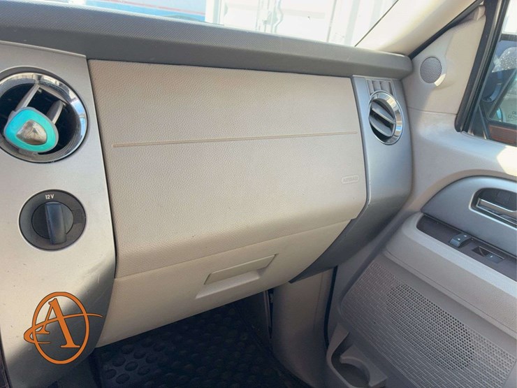 2008-ford-expedition-limited-image-29
