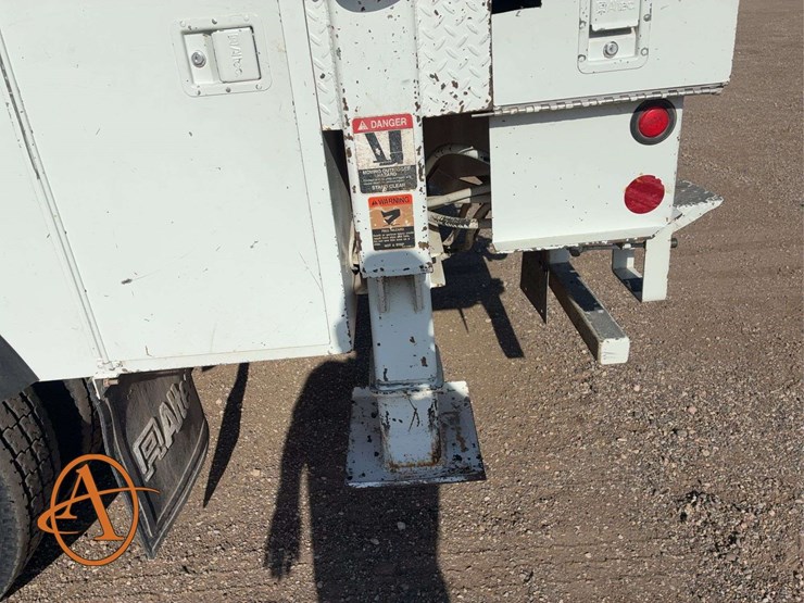 2009-international-workstar-7400-image-9