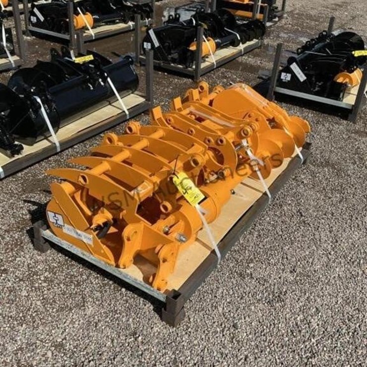 EXCAVATOR ATTACHMENT SET