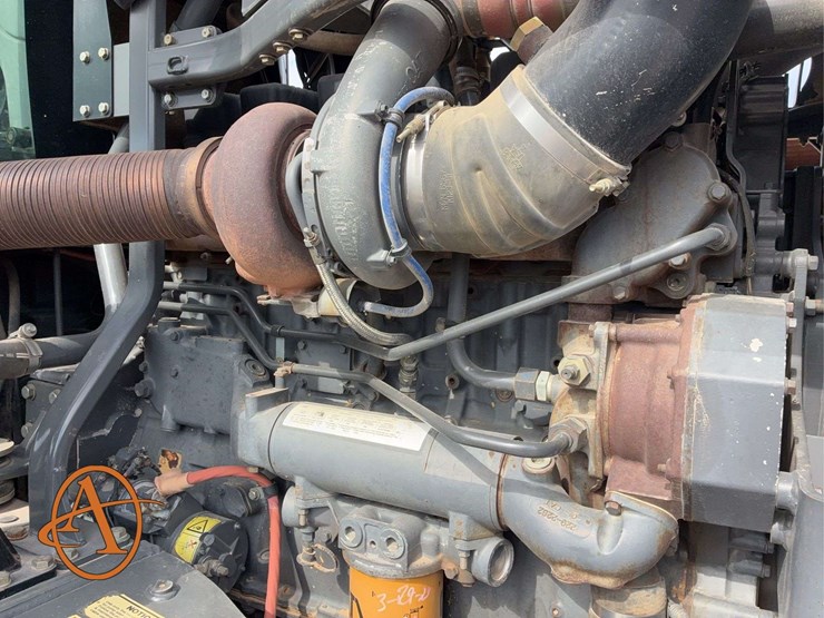 2005-challenger-cat-mt-855-b-belted-tractor-image-29