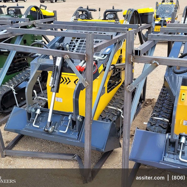 2026 ZJZ-380 Mini Skid Steer Loader