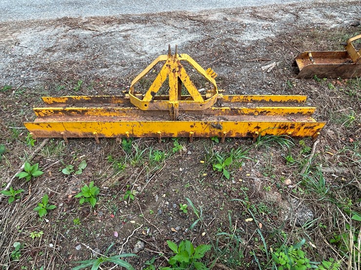 #22-•-3-point-9’-ripper-attachment-image-5
