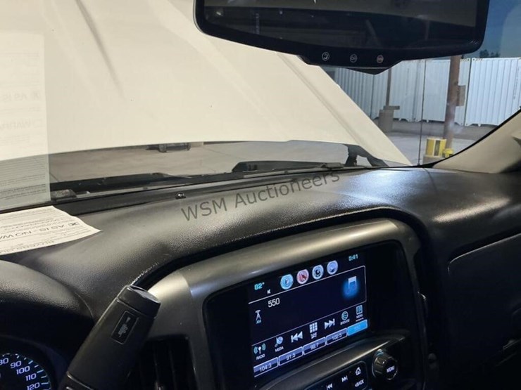 2018-chevrolet-silverado-1500-p/u-image-18