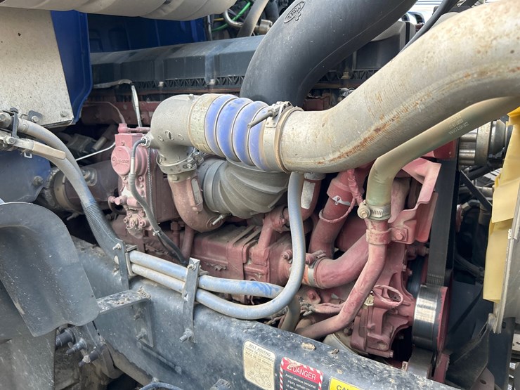 #82-•-2019-mack-granite-truck-image-21