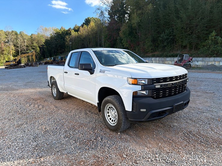 #4110-•-2022-chevrolet-1500-truck-image-7