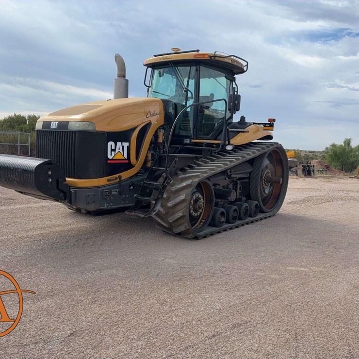 2005 Challenger Cat MT 855 B Belted Tractor