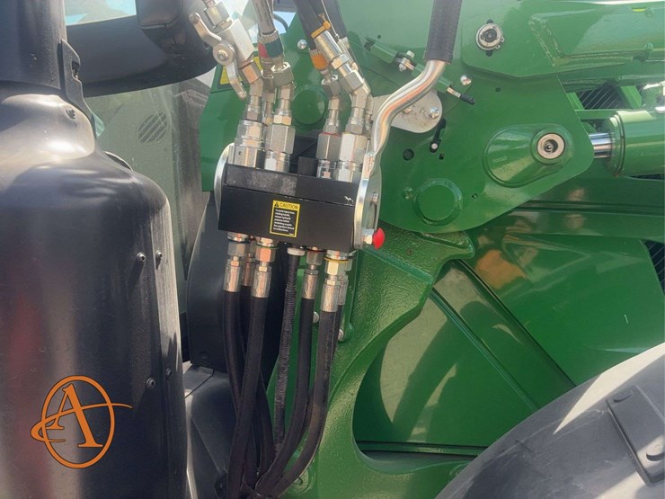 2022-john-deere-r-image-50