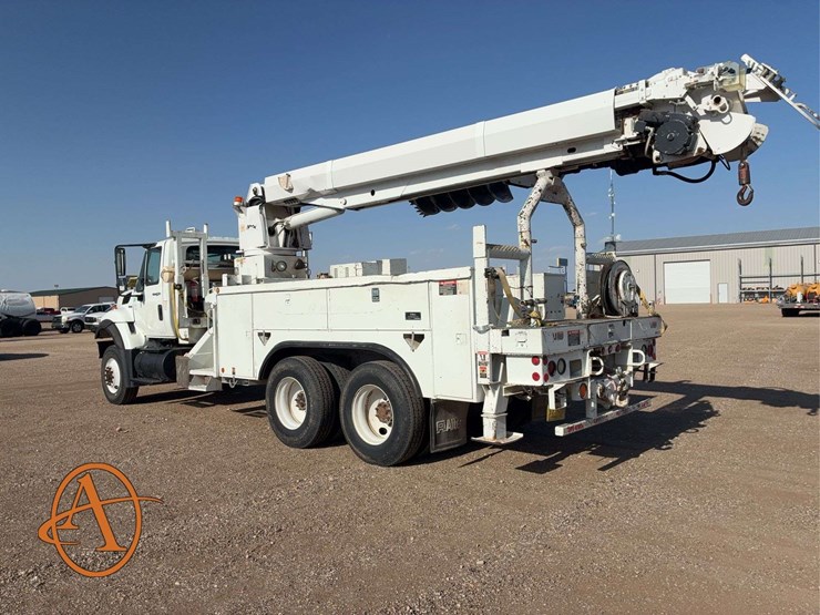 2009-international-workstar-7400-image-4