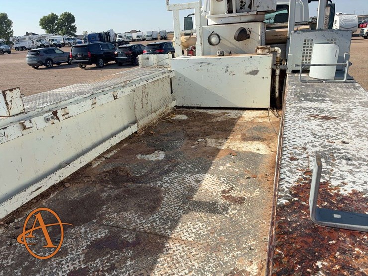 2009-international-workstar-7400-image-21
