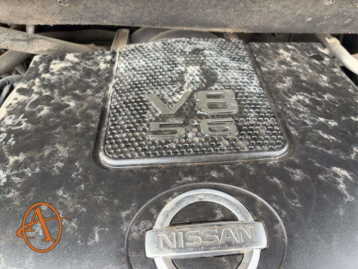 2011-nissan-armada-image-31