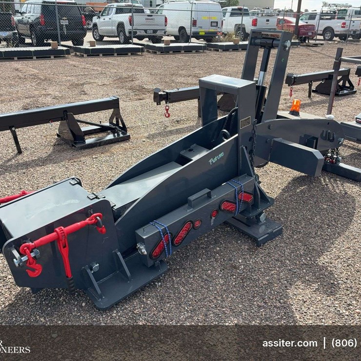 Future FT-TE780 Fifth Wheel Wrecker Attachment