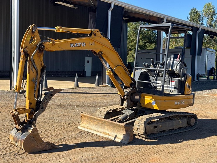 2021-kato-hd35-n4-image-9