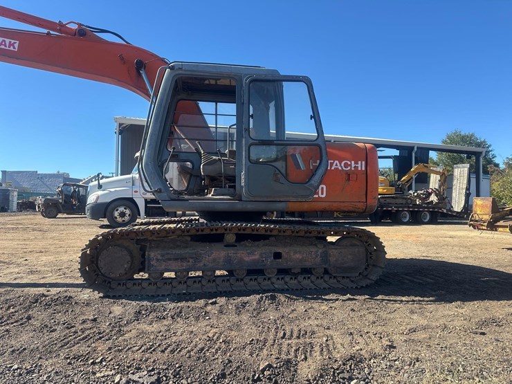 hitachi-ex120-image-36