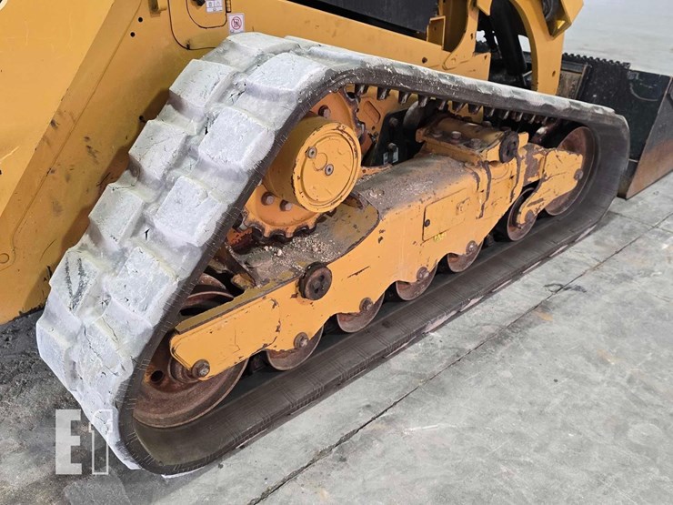 2022-caterpillar-289d3-image-33