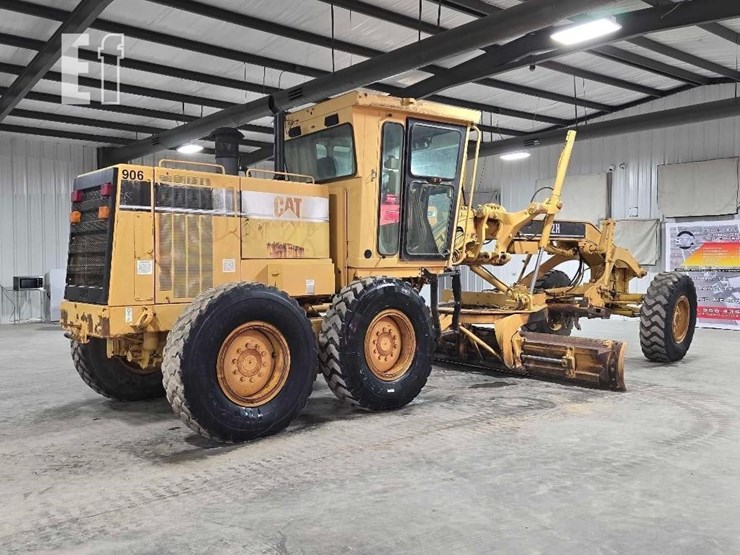 2003-caterpillar-12h-image-3