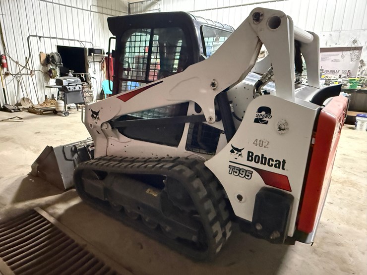 2018-bobcat-t595-skidsteer-image-12