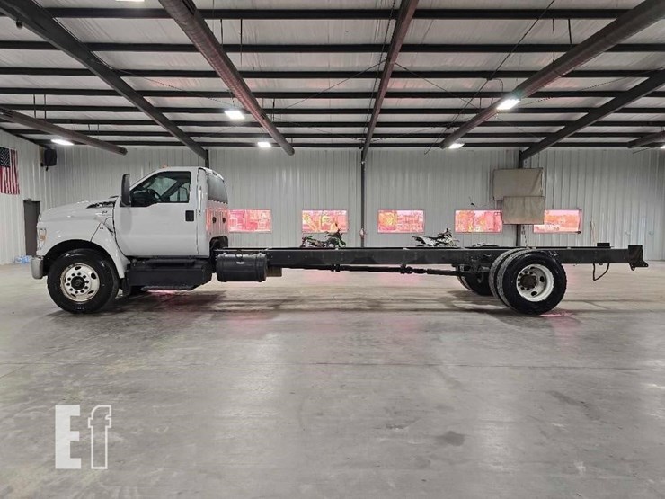 2019-ford-f750-sd-image-5