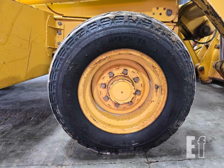 2003-deere-310g-image-32