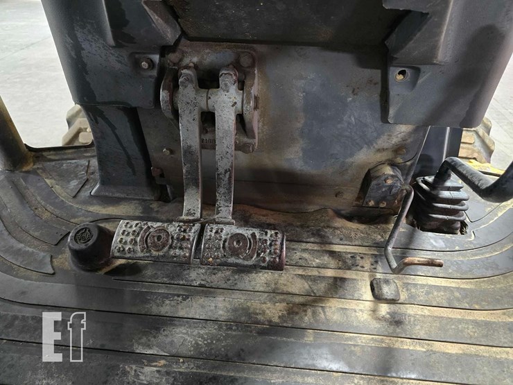 2004-deere-310sg-image-19