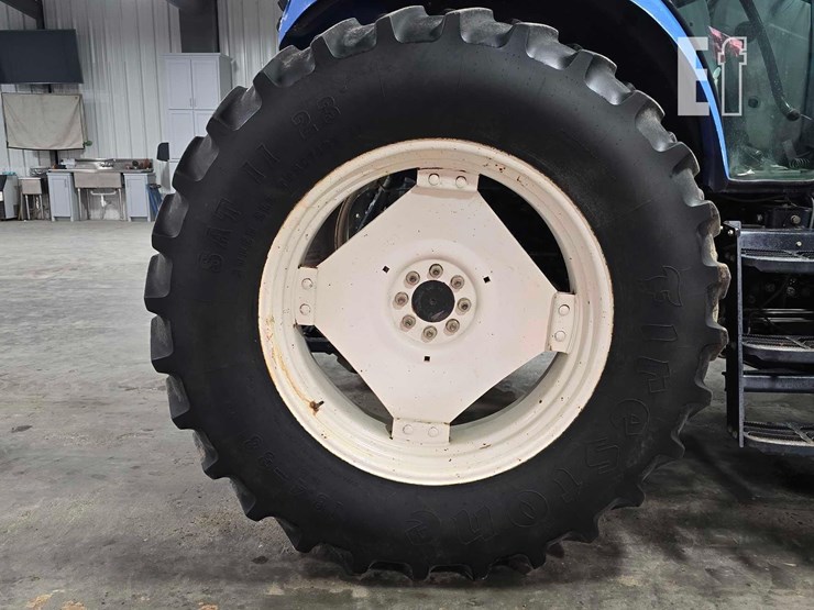 2016-new-holland-ts6.130-image-25