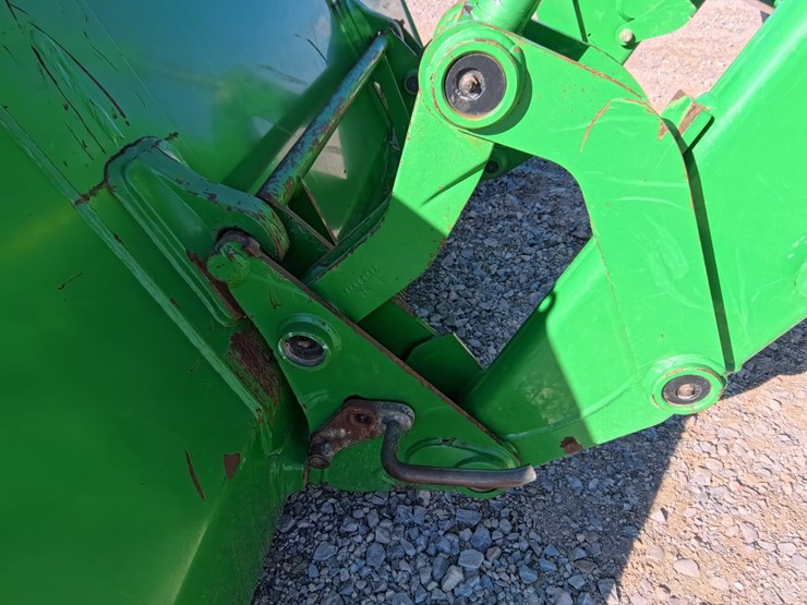 #1051-•-john-deere-6140m-tractor-image-12