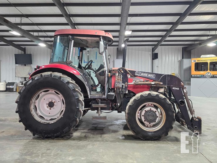 case-ih-farmall-95-image-6