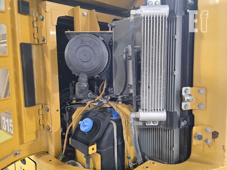 2019-caterpillar-315f-lcr-image-35