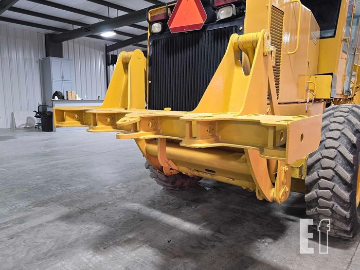 1998-deere-670ch-image-13