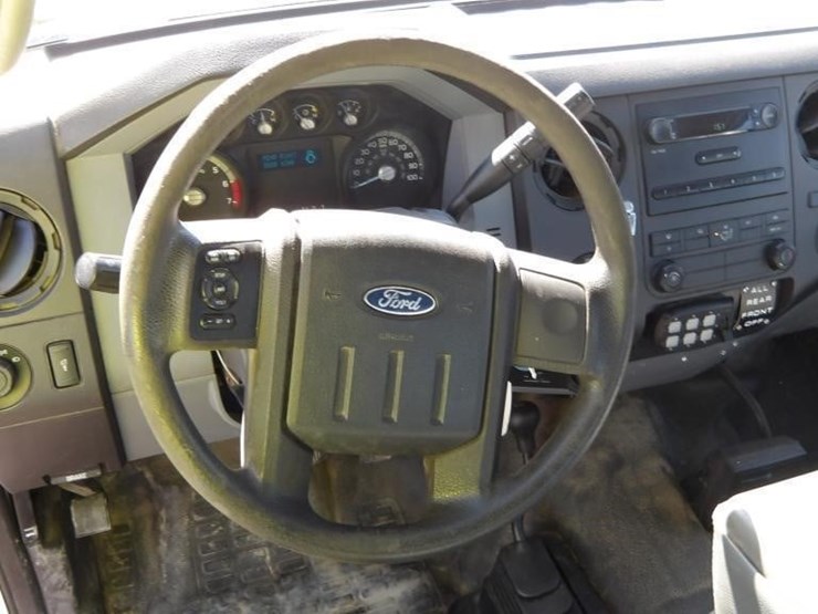 2011-ford-f250-image-19