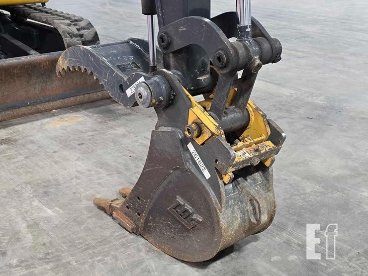 2024-deere-35-p-tier-image-12
