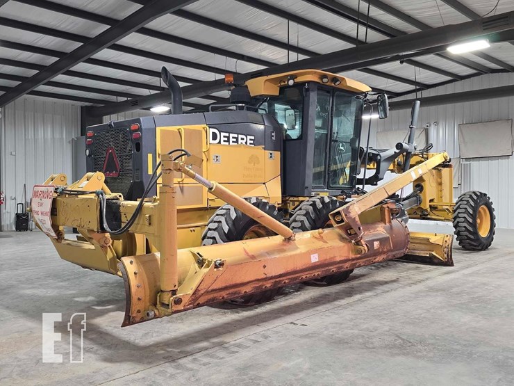 2018-deere-770g-image-3